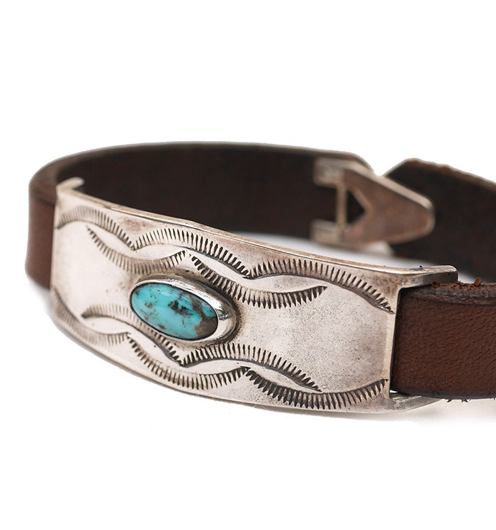 CHAFF DESIGN̥աǥLeather  On Turquoise Bracelet