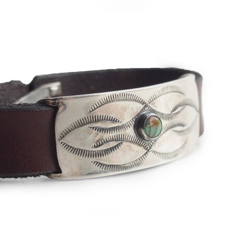 CHAFF DESIGN�̥���ա��ǥ������Leather Plate On Turquoise Bracelet ��