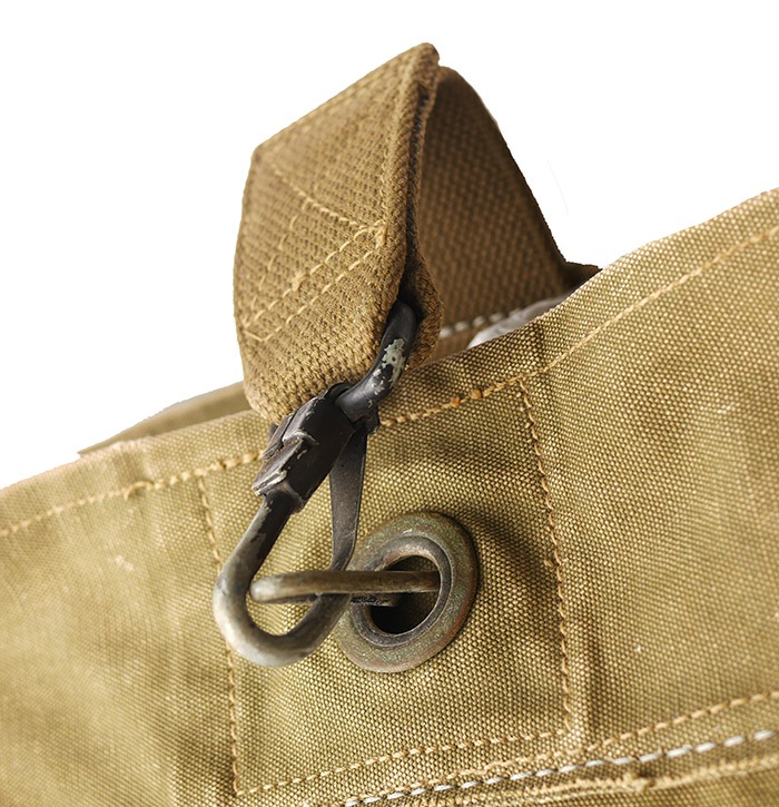 IrregulaR by ZIP STEVENSON Vintage Military Shoulder Bag #22 / Khaki