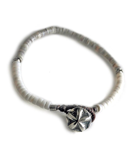 ͽաCHAFF DESIGN̥աǥGrey Shell On Silver Bracelet