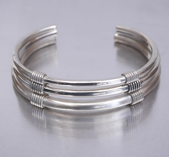 CHAFF DESIGN�̥���ա��ǥ������C-ROUND W COIL CUFF SV950/ 4mm