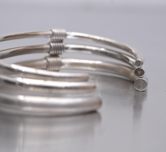 CHAFF DESIGN�̥���ա��ǥ������C-ROUND W COIL CUFF SV950/ 4mm