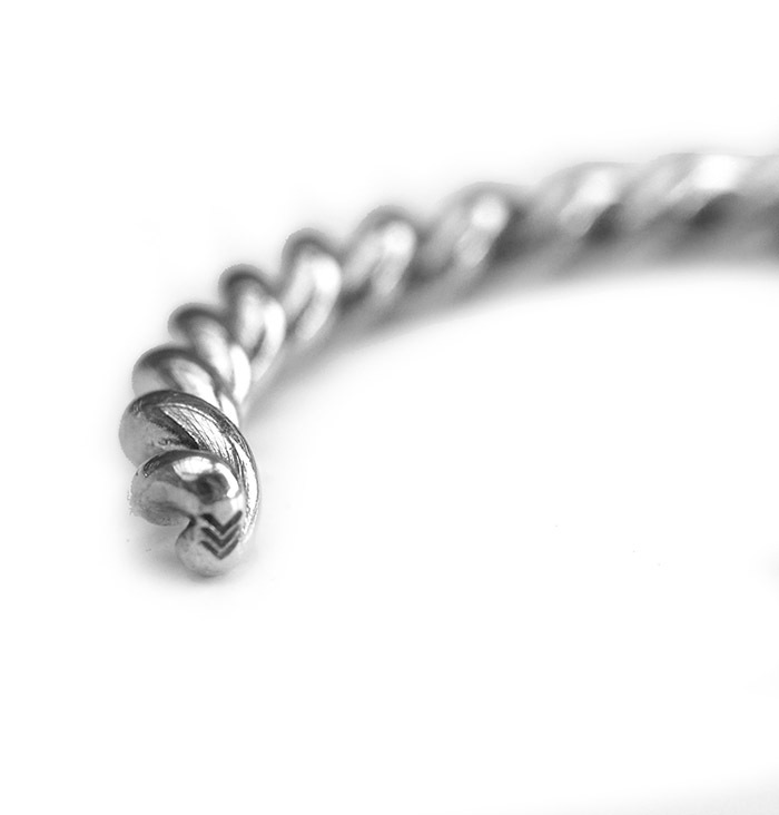 CHAFF DESIGN�̥���ա��ǥ������C-ROUND W-TWISTED CUFF SV950 / 2mm��2