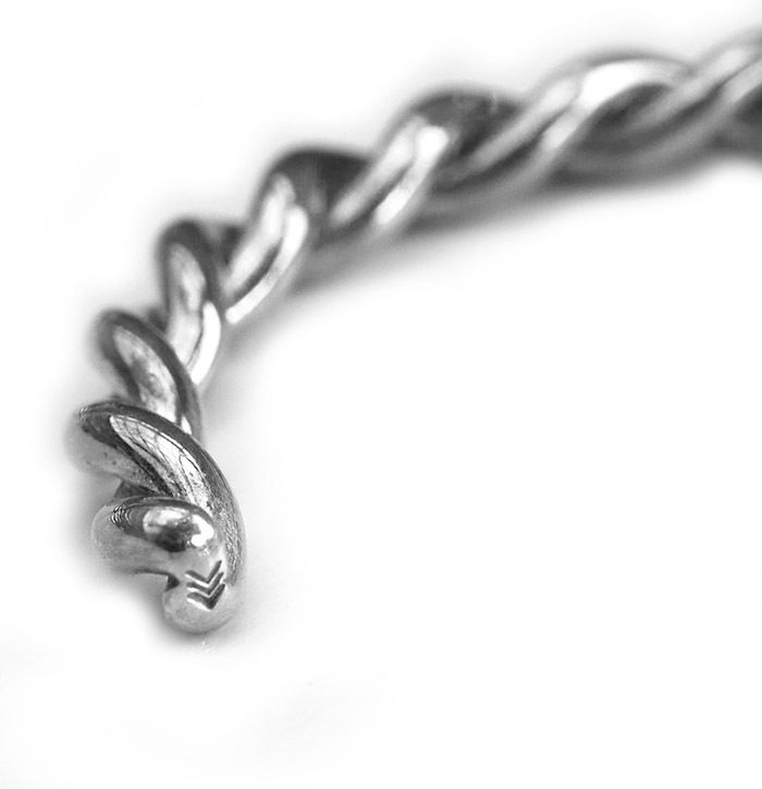 CHAFF DESIGN�̥���ա��ǥ������C-ROUND W-TWISTED CUFF SV950 / 2.5mm��2