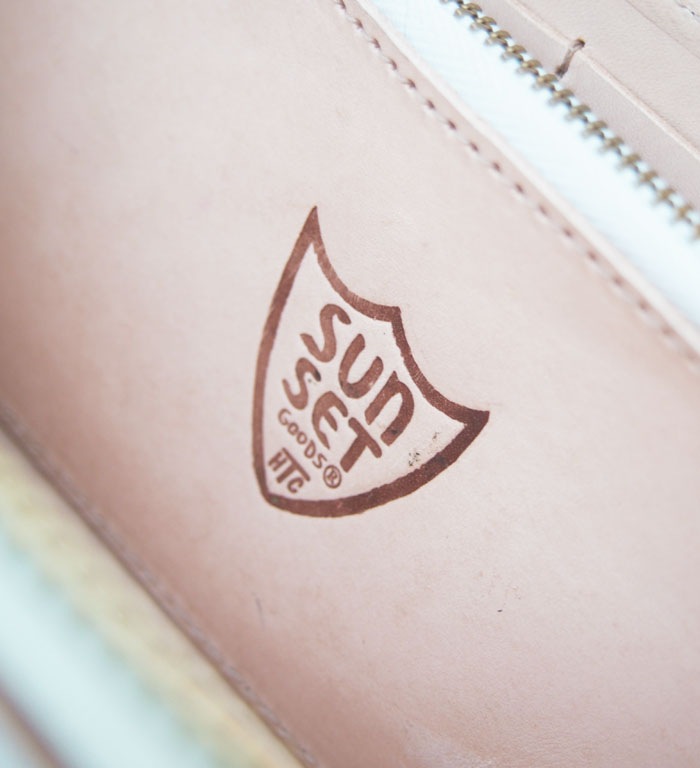 HTC Sunset Round Zipper Long Wallet Flower #3 TQS N / Natural