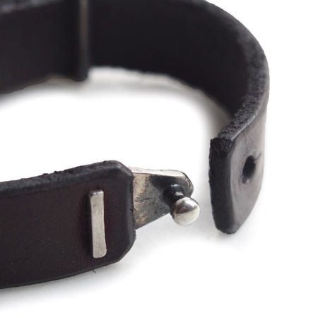 CHAFF DESIGN�̥���ա��ǥ������Leather Solid Plate Bracelet