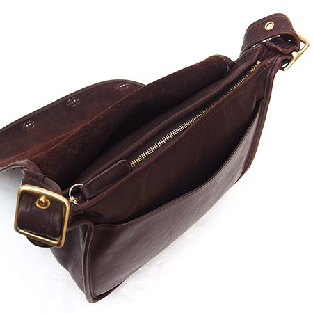 PANTY Original Design "OLD COACH" Vintage Remake Studs Leather Shoulder Bag / No.19