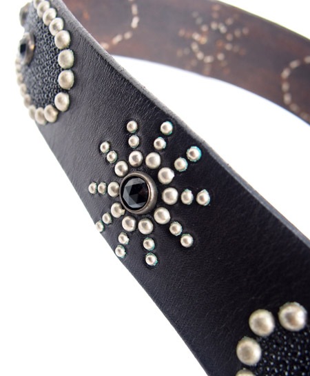 HTC ̎Î ٥ Oval Studs Stingray Belt / Black