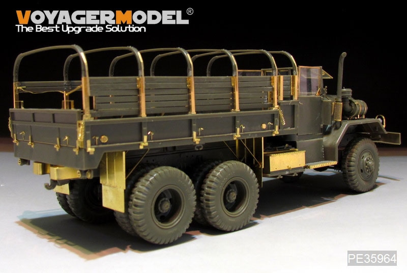 ボイジャーモデル PE35508 1/35 現用アメリカ M1070 トラック