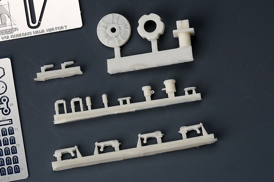 装飾品 セット 日産 リーフZE1 前期 後期 センターサイドパネル ピアノブラック