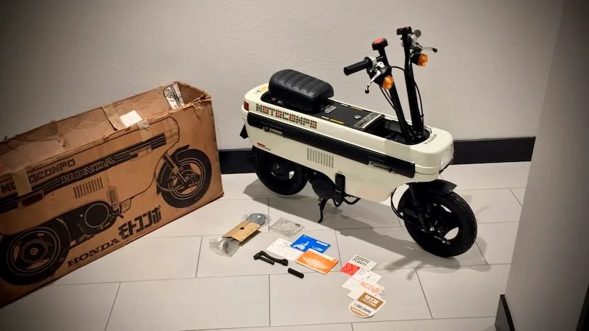 モトコンポ   \r
サービスマニュアル、パーツリスト Drilling cum Milling machine model ZX50C table size 900x210 mm