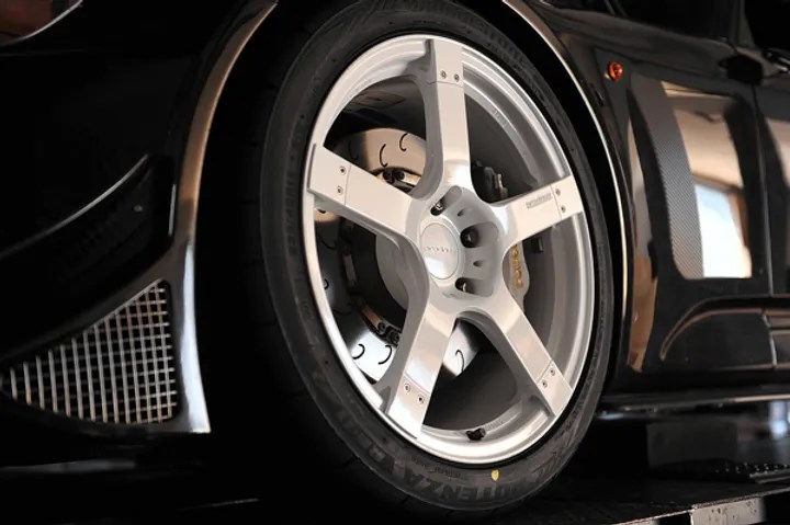 ZoomOn ZR028 1/24 18インチ プロドライブ GC-07 ホイールセット