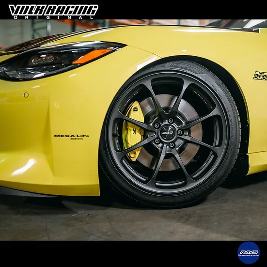 ZoomOn ZR080 1/24 19インチ レイズ NE24 ホイールセット (リア