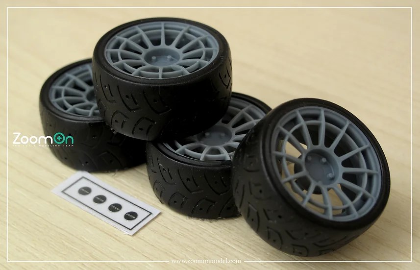 タイヤ・ホイール RENRYON ZoomOn ZR085 1/24 18インチ エンケイ NT03RR ホイールセット