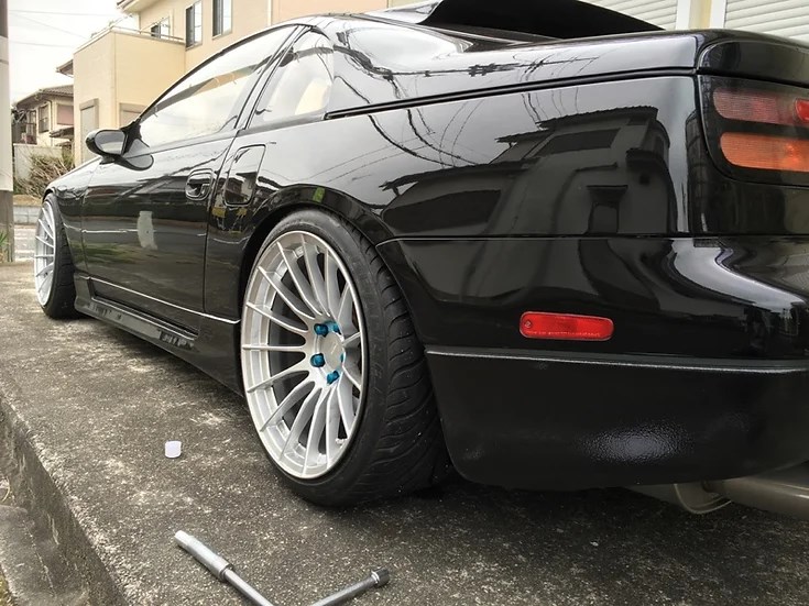 ZoomOn ZR104 1/24 15インチ エンケイ RS05RR ホイールセット