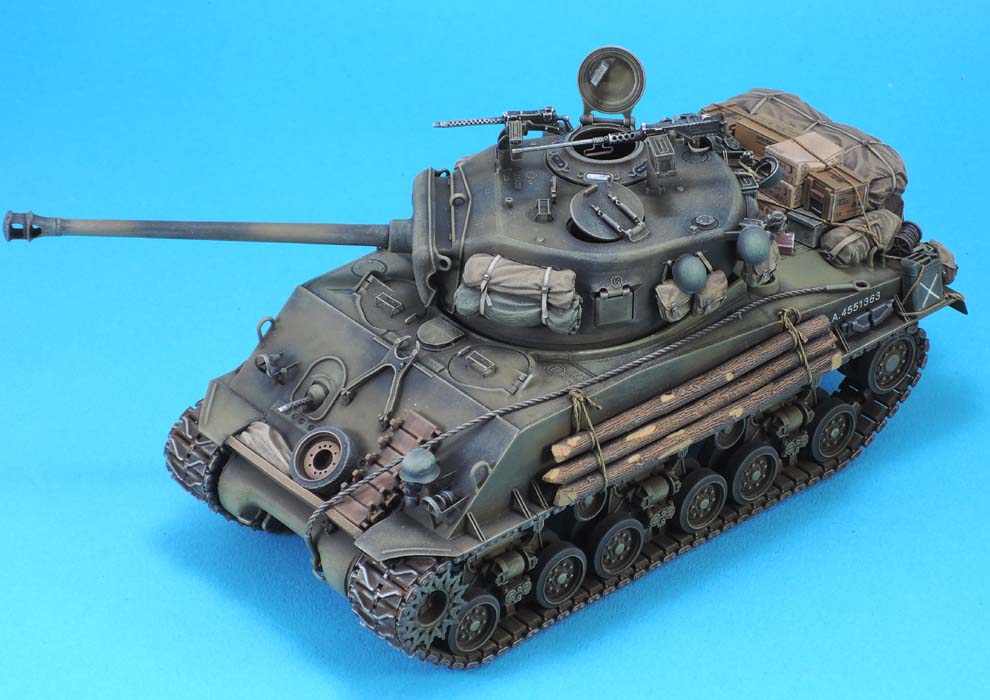 쥸 LF1300 1/35 M4A3E8 1945åץǡȥå(å)