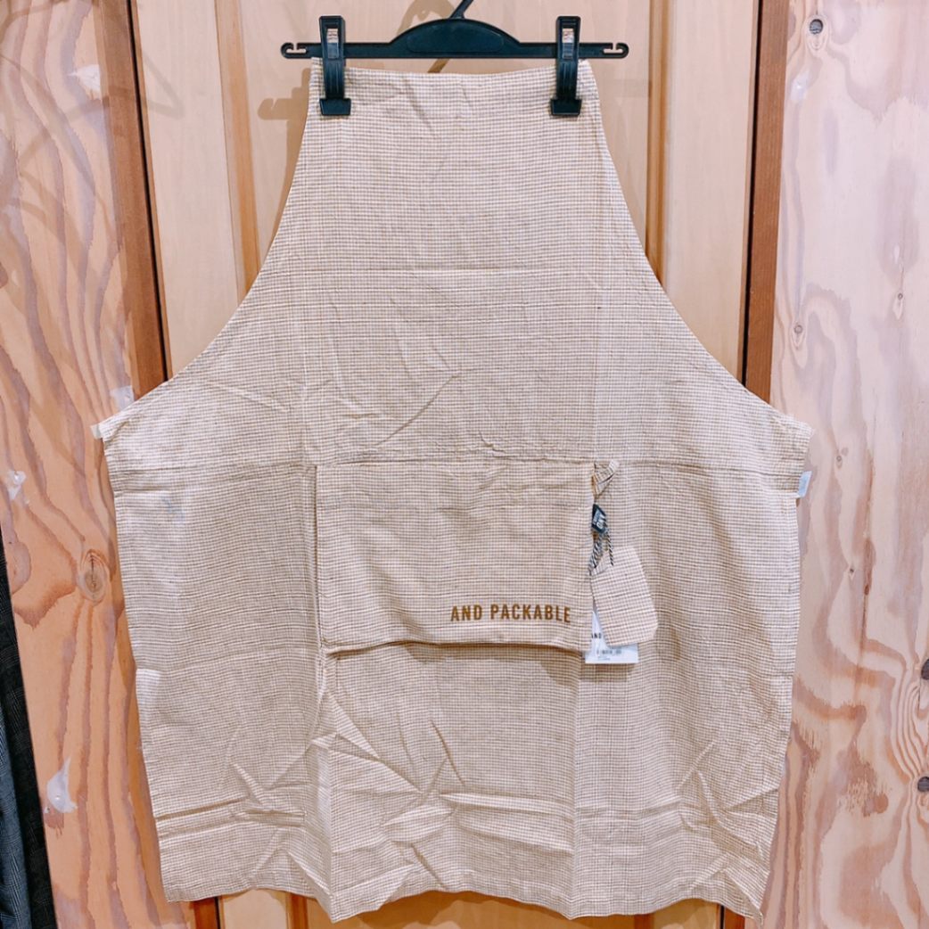 エプロン　AND PACKABLE