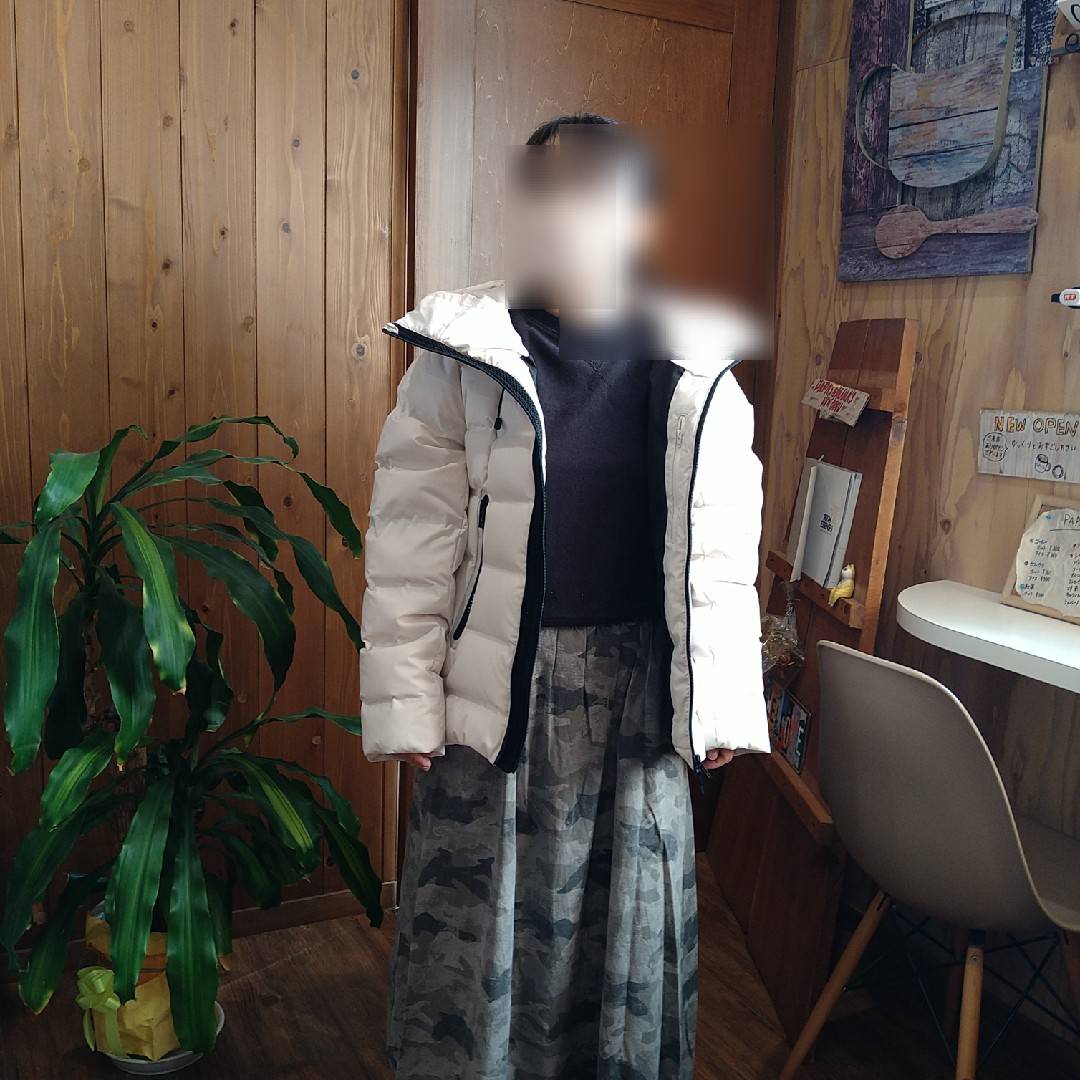シームレスダウンジャケット　RISLEY