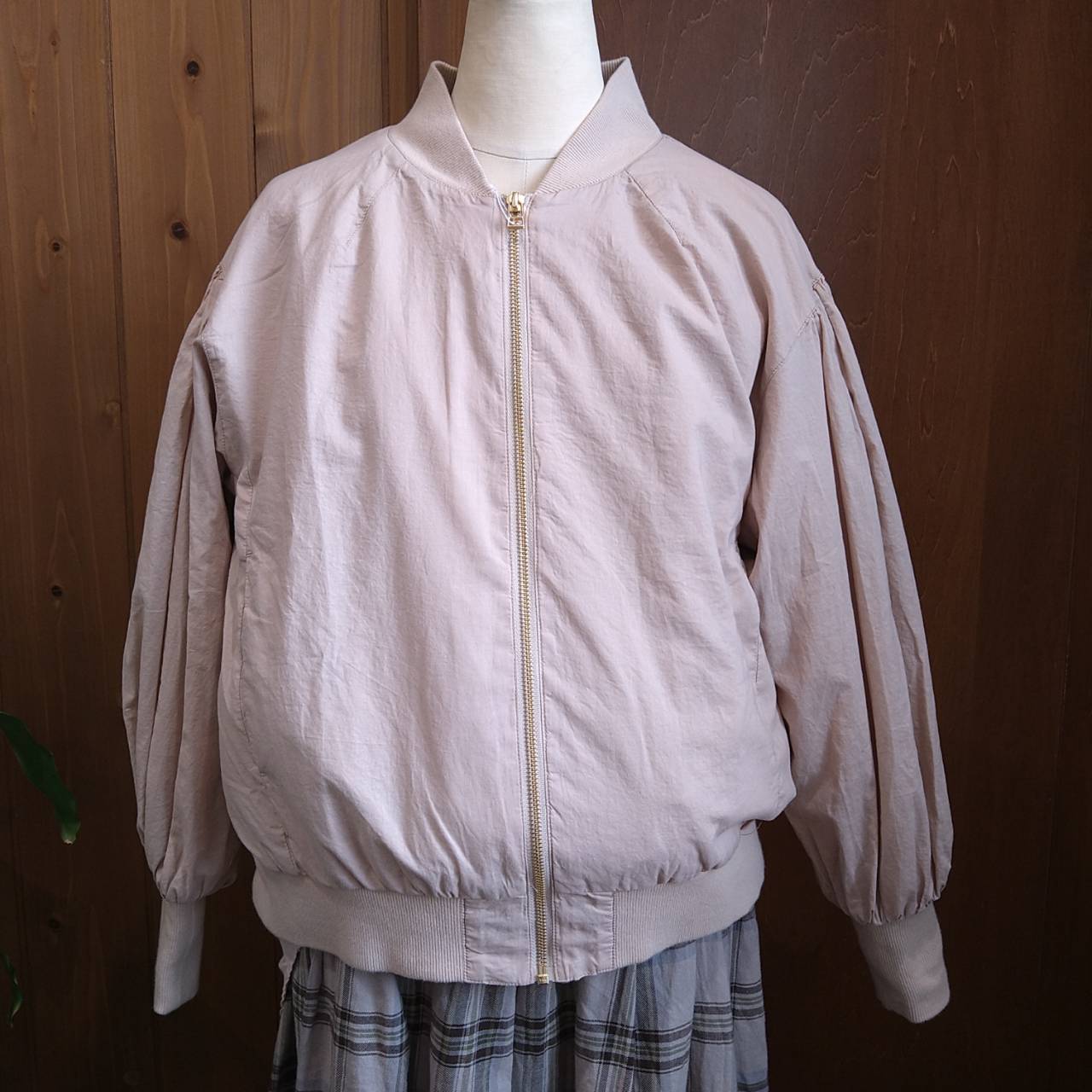 ボリューム袖ブルゾン　Tukuroi