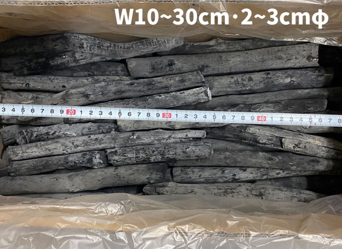 ラオス産 備長炭 小丸（長さ10～30cm、直径2～3cm） 高級 15キロ／箱入　[※同梱発送25kgまで]