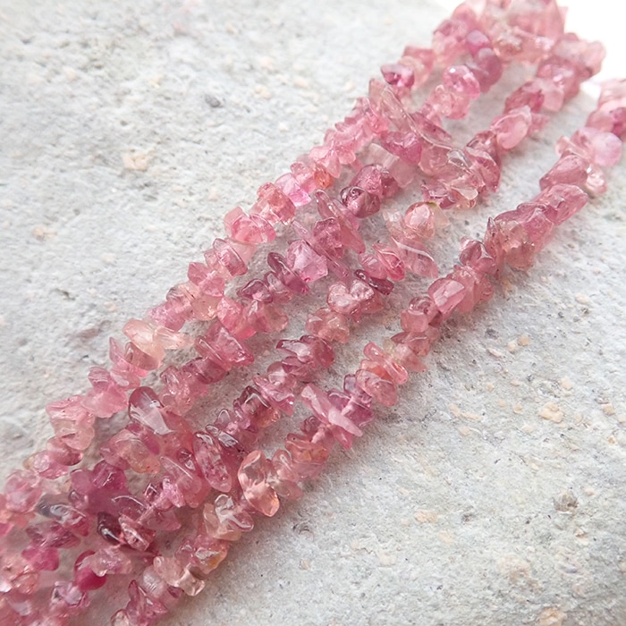 約80cm さざれ 連】【ピンクトルマリン】粒サイズ約3-5mm サザレ
