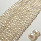 【238. ボタン 淡水パール ビーズ】 ベビーパール　3つ穴 約4*3mm/粒　長さ 約36cm ホワイト 淡水真珠|パール|天然石アイテム