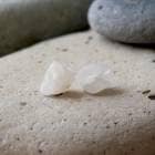 おのころ水晶 スタッドピアス 突き刺し型 天然石 ピアス アクセサリー パワーストーン ヒーリング 癒し 開運 お守り レディース シンプル プレゼント ギフト 純粋 4月誕生石 スピリチュアル 大人