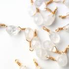 【天然石 水晶】しずぐ 雫型 チャーム シャンクビーズ 約15×9mm   ピアス ネックレス素材|その他