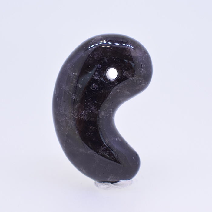 54.山梨 黒平 黒水晶 勾玉 約36mm 山梨県産 黒平水晶 日本銘石