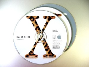 Apple Mac OS X 10.2 Jaguar (中古)