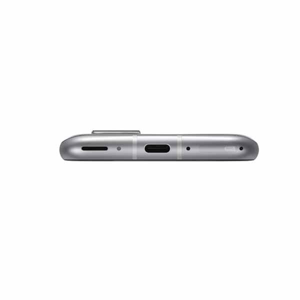 ASUS ZenFone 8（シルバー 5.9” アンドロイド11 スナップドラゴン888 