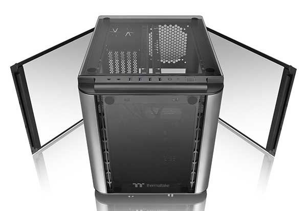 Thermaltake LEVEL 20 VT 中古 Thermaltake、20周年記念モデルのキューブ型PCケース「LEVEL 20