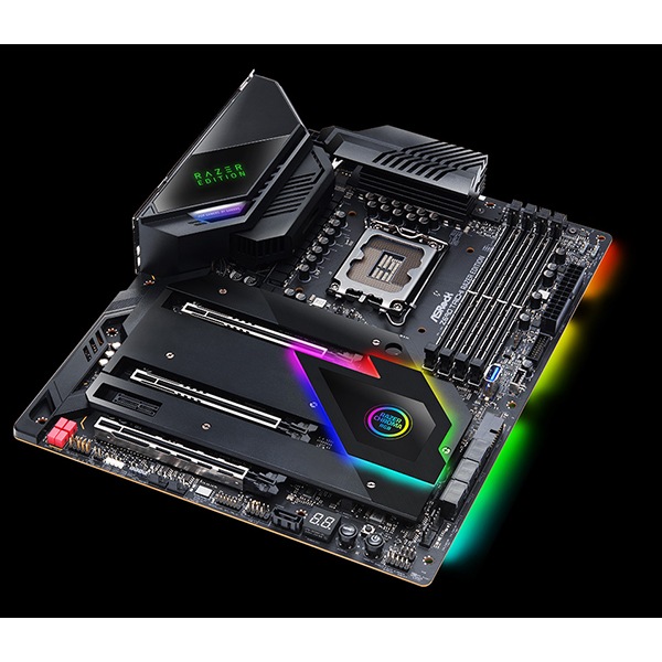 PCI-eブラケットトリプルスロットエディション 見あたら
