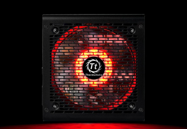 Thermaltake TOUGHPOWER GX1 RGB GOLD 700W RGBファンを搭載した