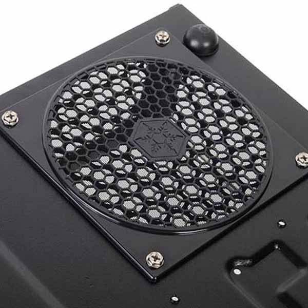 SILVERSTONE ML04 フロントドア（カギ付）装備 横置きスリム型HTPC