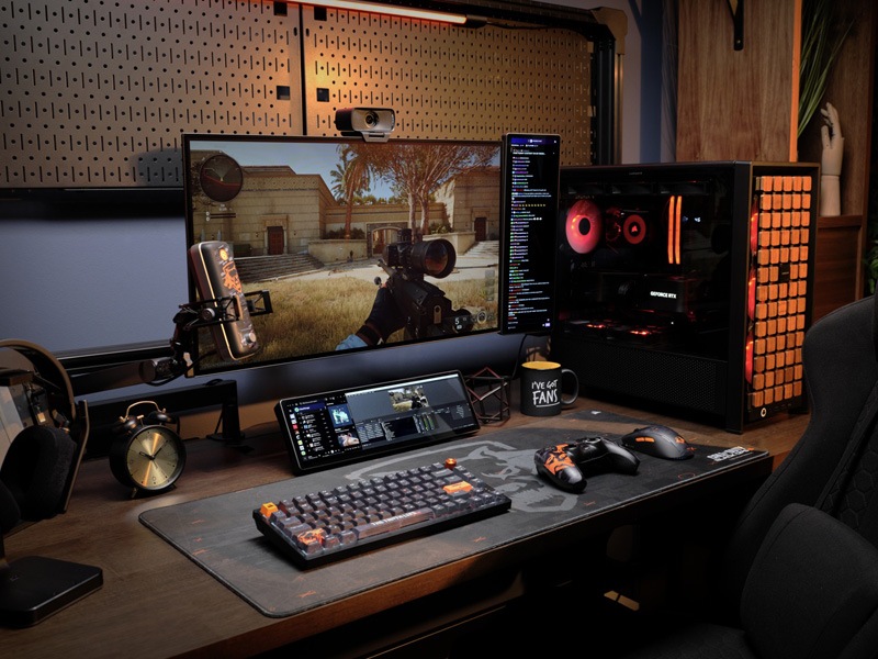 Corsair XENEON EDGE 14.5