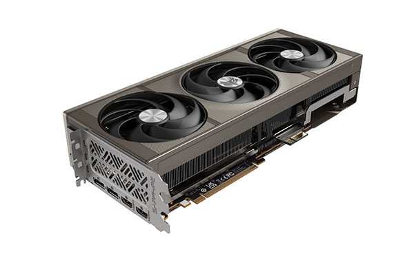 Sapphire NITRO+ Radeon RX 9070 XT GAMING OC 16GB PhantomLink