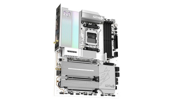 Sapphire NITRO+ X870EA Phantomlink Polar ATXマザーボード ホワイト