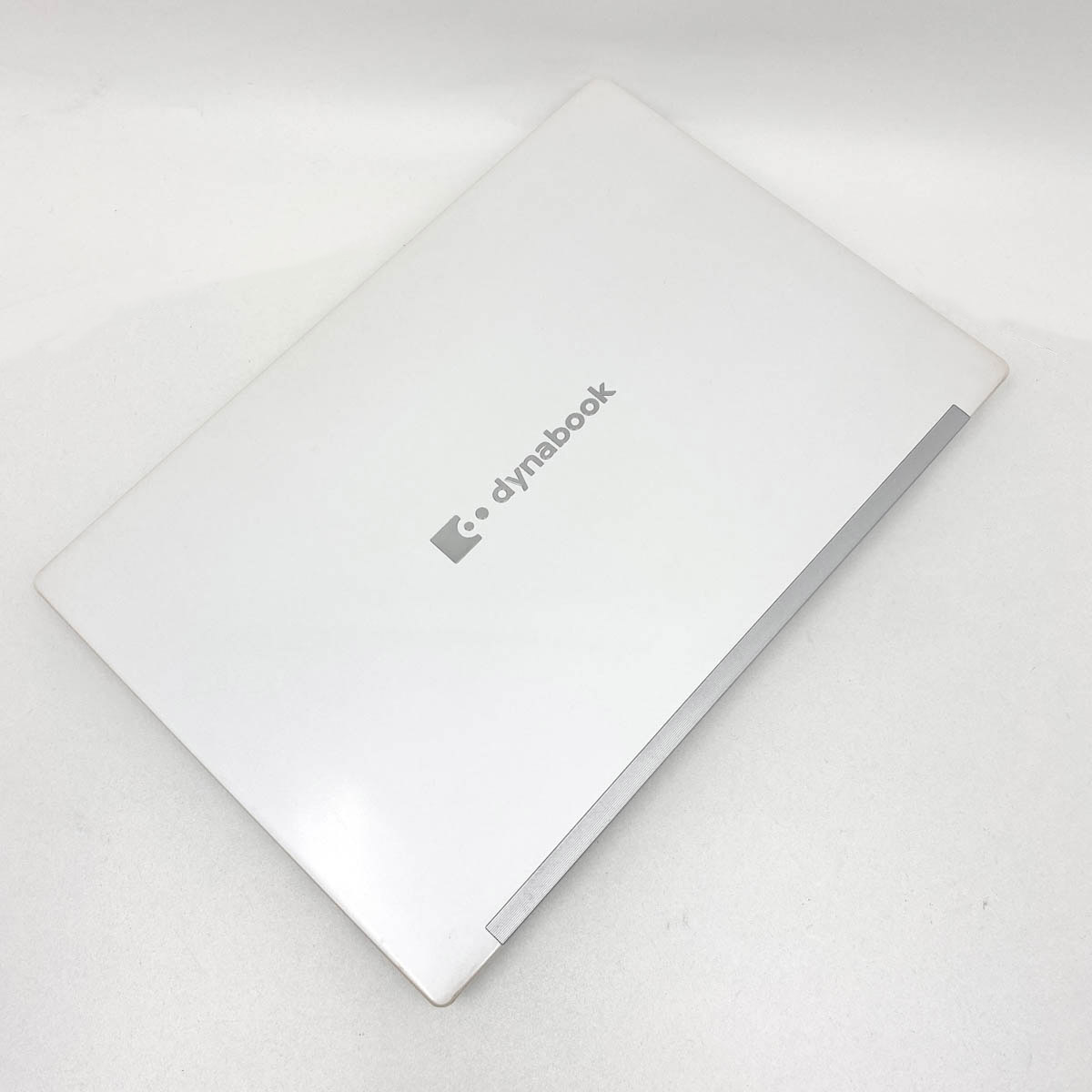 中古 dynabook GZ/HWW 東芝 ノートパソコン Corei7 1360P/16GB
