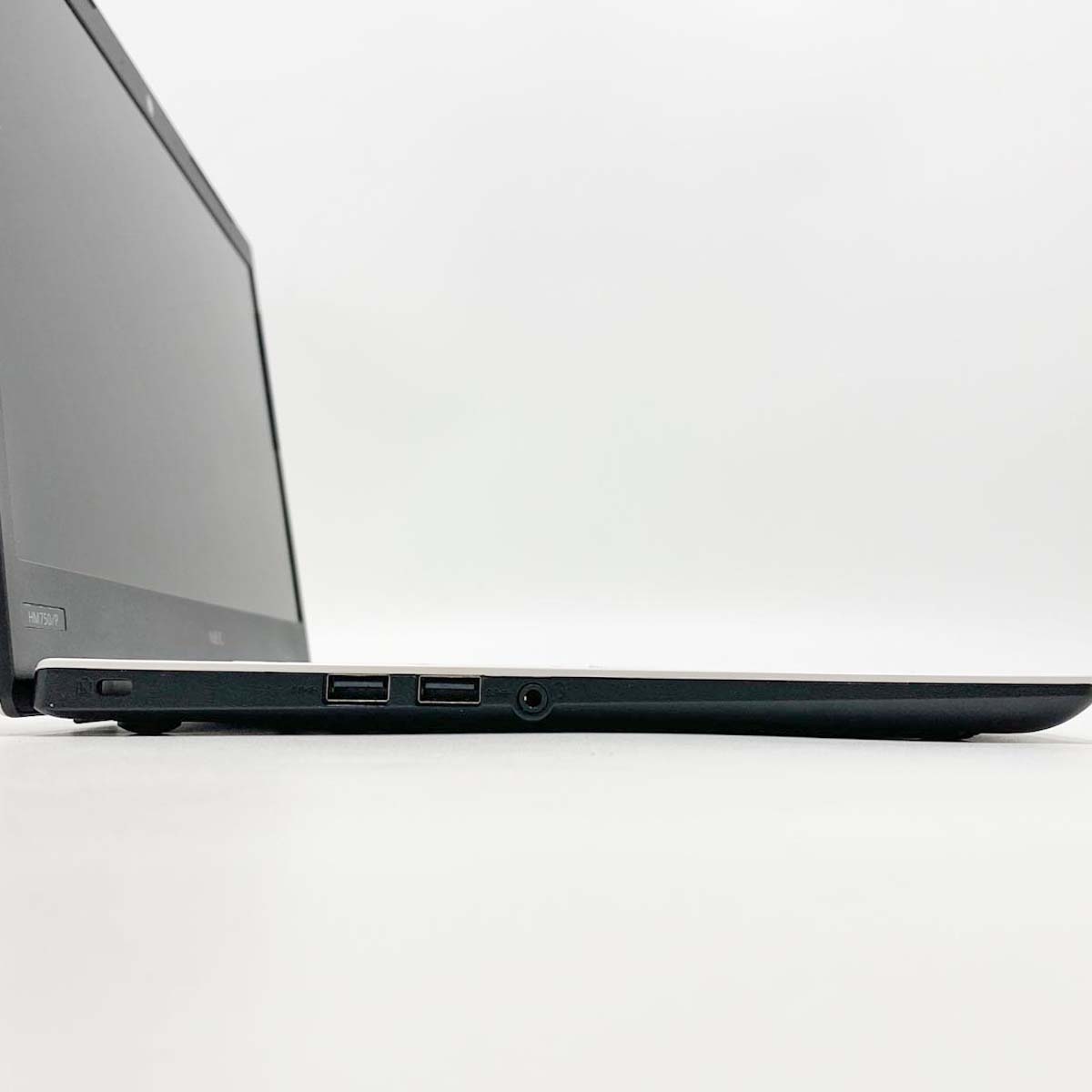中古 LaVie HM750PAW-E3 NEC ノートパソコン Corei7 8565U/16GB