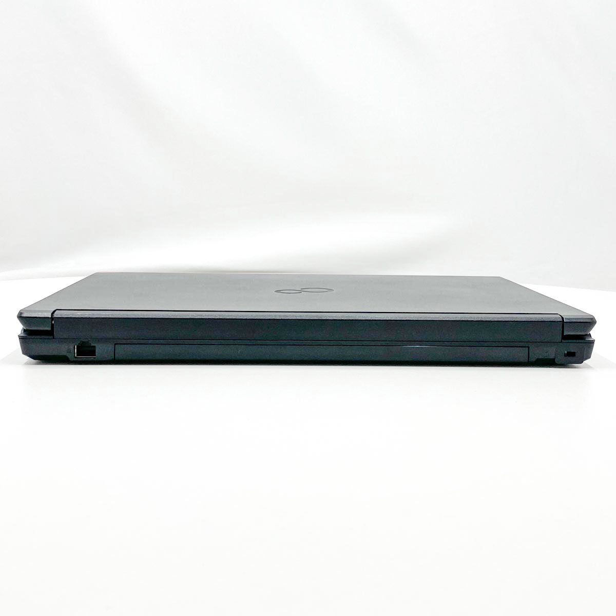 中古 LIFEBOOK A7510/D 富士通 ノートパソコン Corei7 10610U/16GB