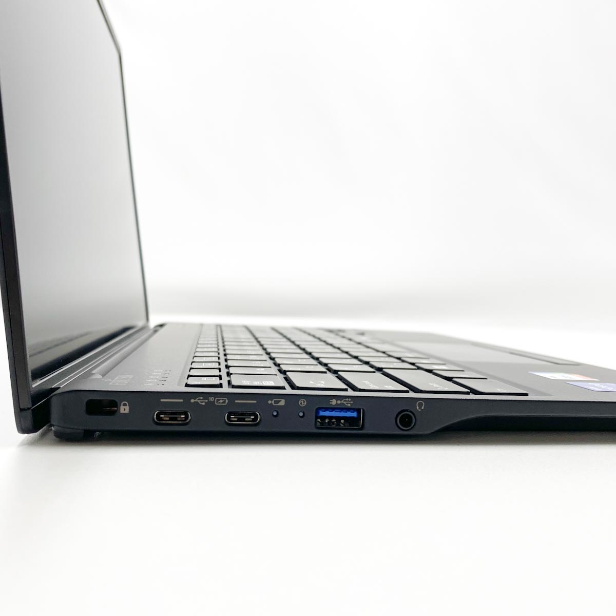 中古 WU-X/H1 富士通 ノートパソコン Corei7 1355U/16GB/SSD512GB/14.0