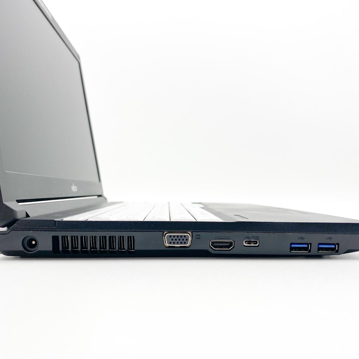 中古 LIFEBOOK A5511/G 富士通 ノートパソコン Corei5 1145G7/16GB