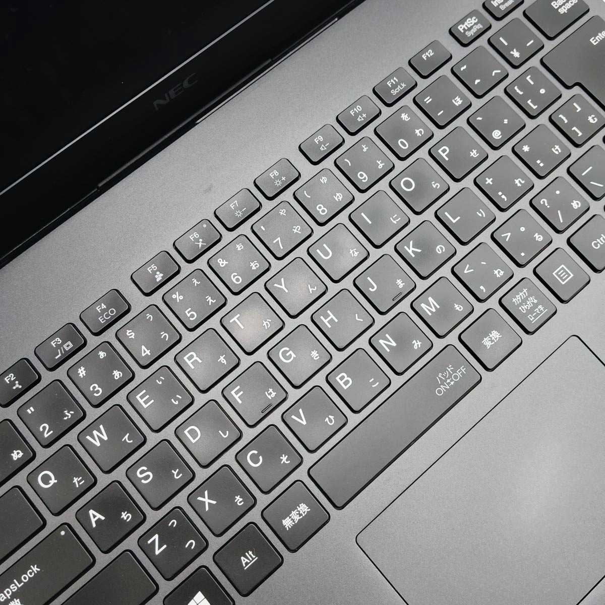 新品定価148280円ノートパソコン売ります。 中古 VersaPro VKV18G-9 NEC ノートパソコン Corei7 10510U/16GB