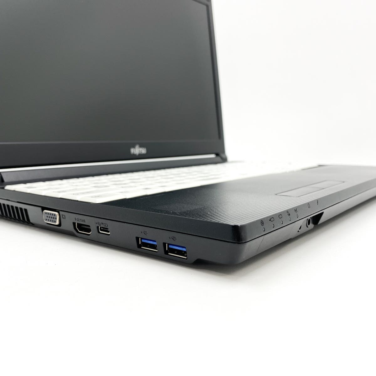 中古 LIFEBOOK A5511/H 富士通 ノートパソコン Corei5 1145G7/16GB