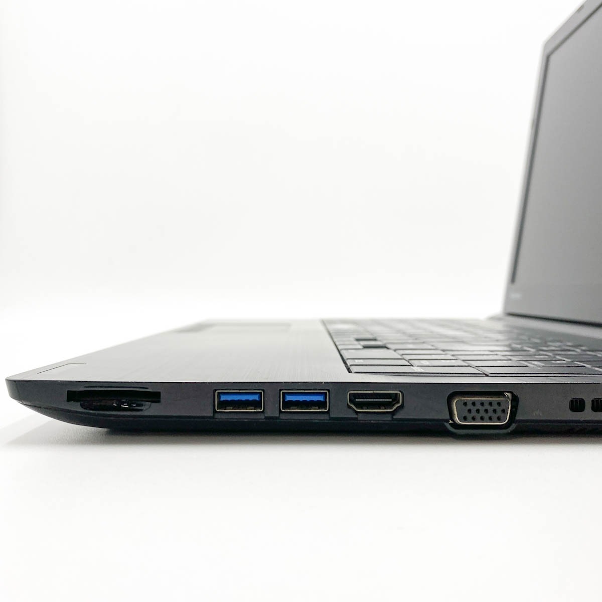 中古 dynabook AZ35/GB 東芝 ノートパソコン Corei5 8250U/16GB