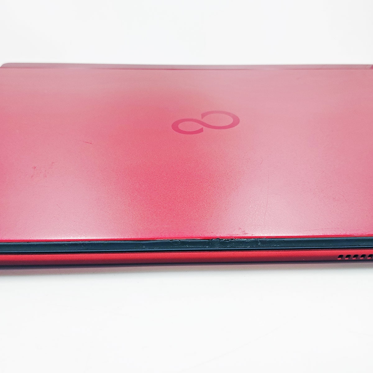 Win11★i5＋SSD128G＋8Gメモリ★めっちゃキレイな赤い富士通が速っ♪ Win11☆i5＋SSD128G＋8Gメモリ☆めっちゃキレイな赤い富士通が速