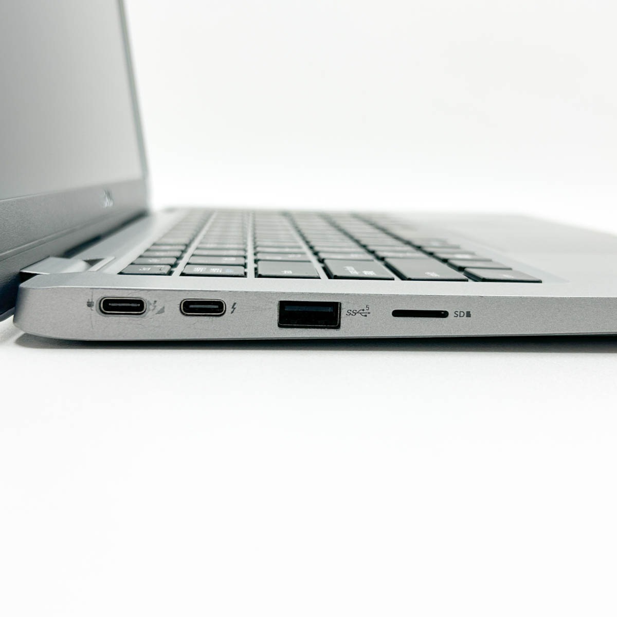中古 Latitude 5330 DELL ノートパソコン Corei5 1245U/16GB/SSD256GB