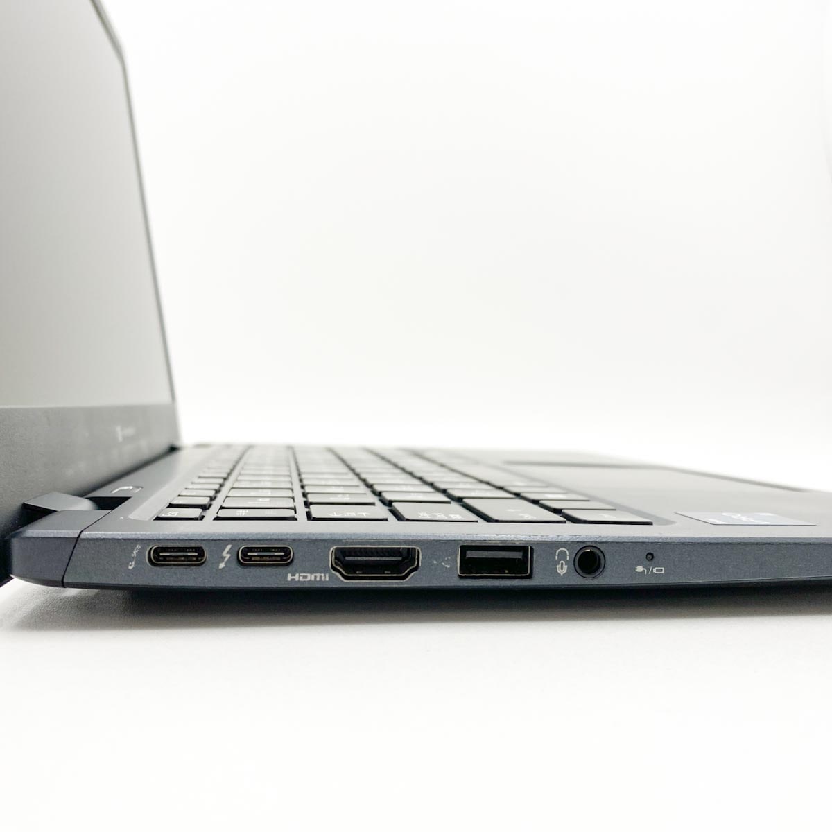 中古 dynabook G83/KW 東芝 ノートパソコン Corei7 1255U/32GB