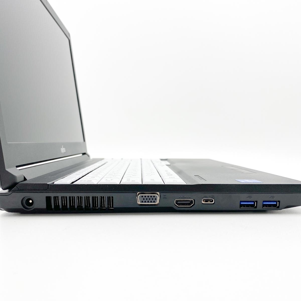 中古 LIFEBOOK A5511/G 富士通 ノートパソコン 【内観綺麗で使い心地